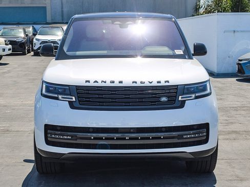 Used 2023 Land Rover Range Rover SE AWD/4WD image 2