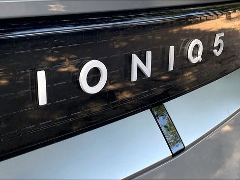 Certified 2024 Hyundai Ioniq 5 SEL AWD/4WD image 9
