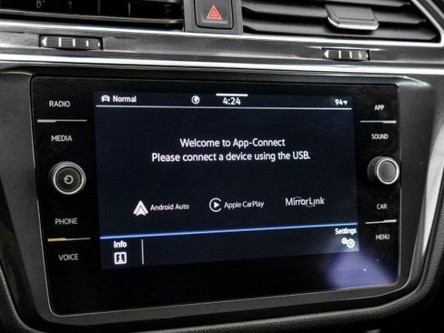Used 2021 Volkswagen Tiguan SE R-Line AWD/4WD image 28