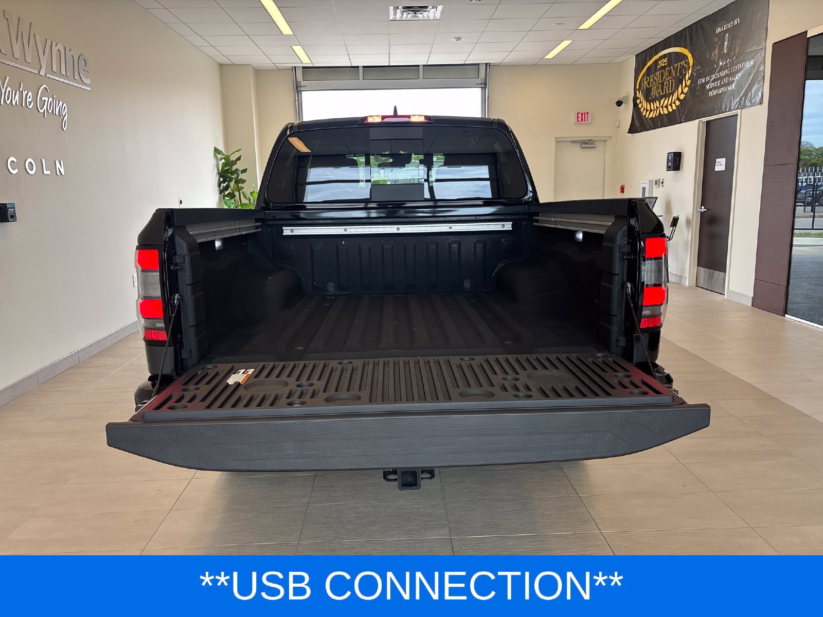 Used 2026 Nissan Frontier PRO-4X w/ Pro-4x Convenience Package AWD/4WD image 10