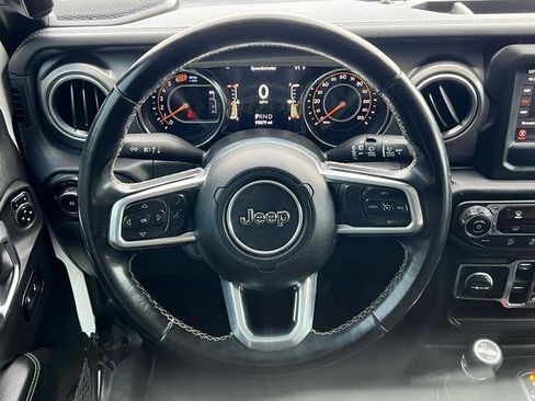 Used 2020 Jeep Wrangler Unlimited Sahara image 19