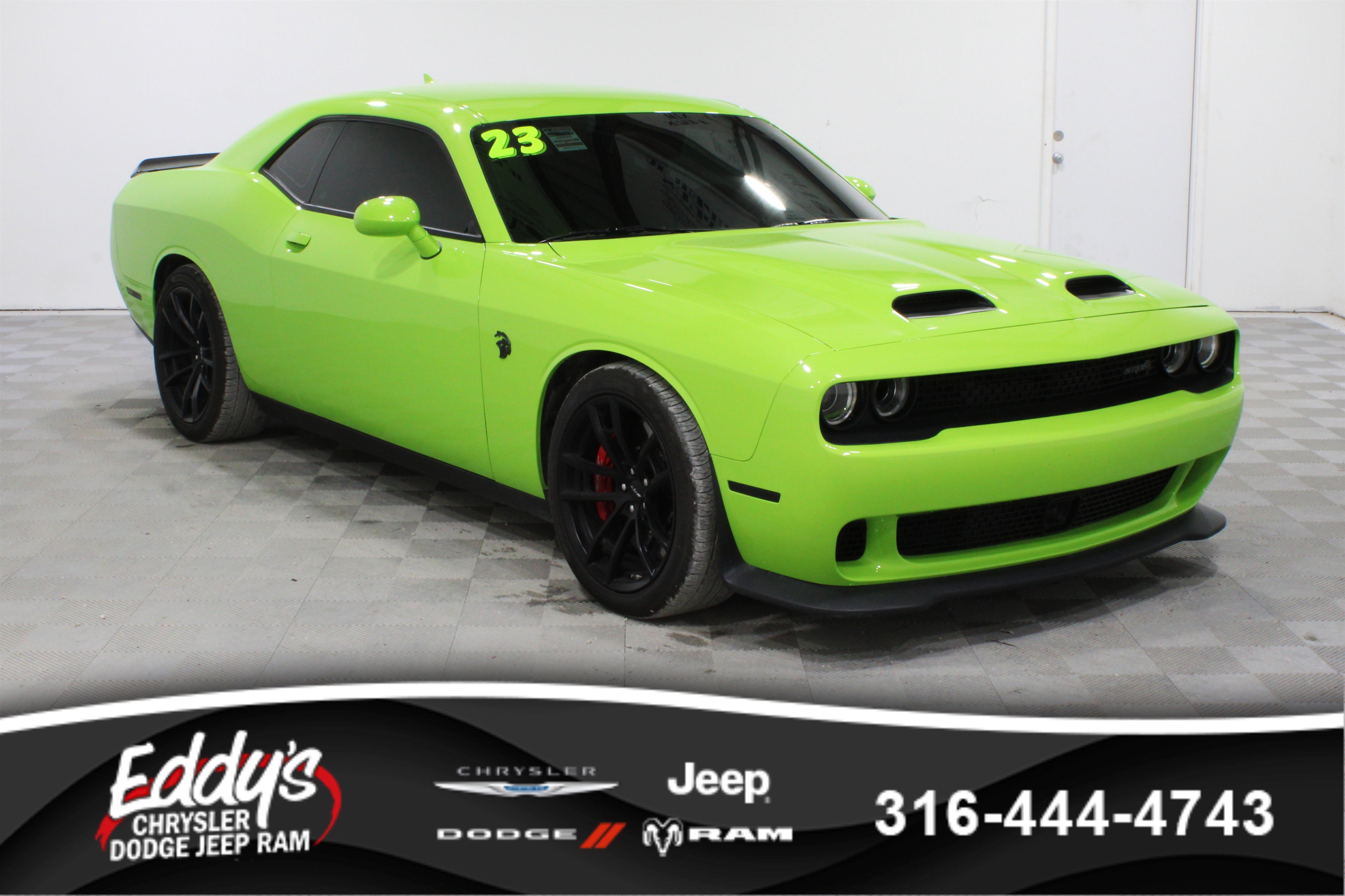 Used 2023 Dodge Challenger SRT Hellcat RWD image 1