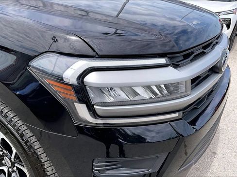 Used 2024 Ford Expedition XLT RWD image 40