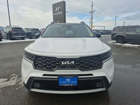 Used 2022 Kia Sorento SX Prestige w/ Rust Color Package image 2