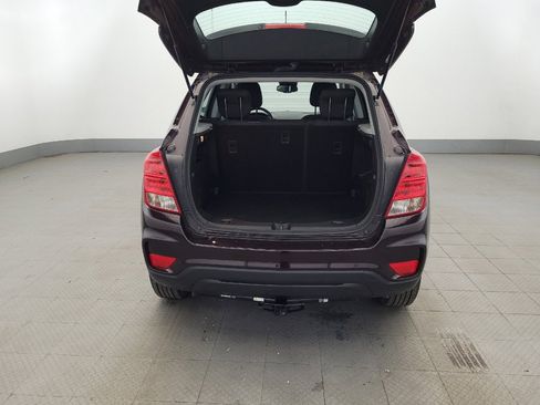 Used 2021 Chevrolet Trax LS AWD/4WD image 29