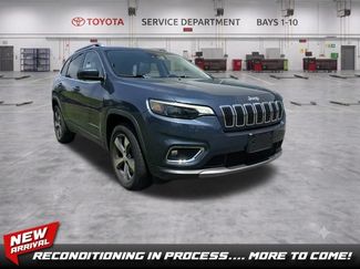 Used 2019 Jeep Cherokee Limited AWD/4WD video 1