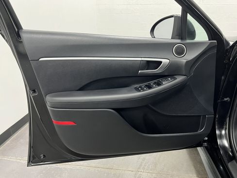 Used 2023 Hyundai Sonata SE image 20