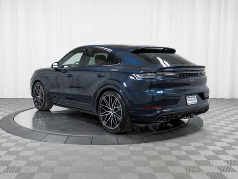 New 2026 Porsche Cayenne Turbo image 3