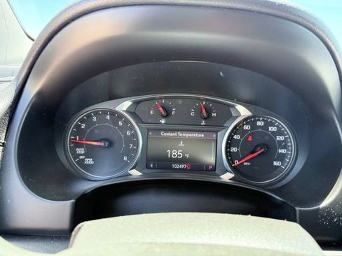 Used 2023 GMC Terrain SLT AWD/4WD image 11