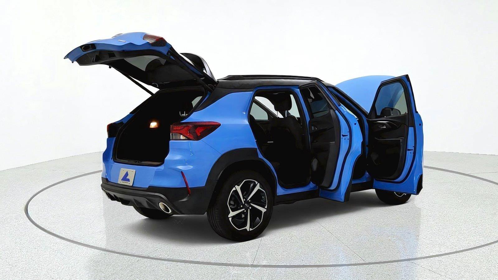 Used 2023 Chevrolet TrailBlazer RS w/ Sun and Liftgate Package FWD image 37