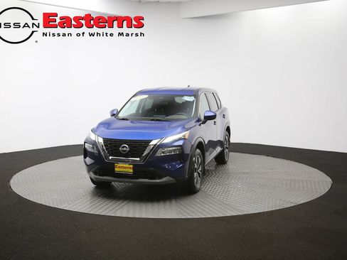 Used 2022 Nissan Rogue SV image 90