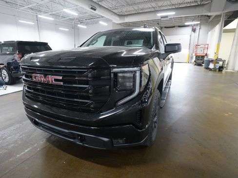 Used 2022 GMC Sierra 1500 Elevation AWD/4WD image 12