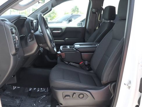 Used 2025 Chevrolet Silverado 1500 Custom Trail Boss w/ Dark Appearance Package AWD/4WD image 22