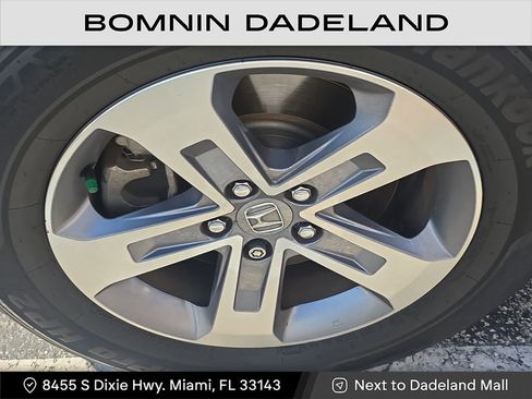 Used 2025 Honda Pilot EX-L image 7