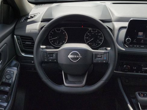 New 2026 Nissan Rogue SV FWD image 22