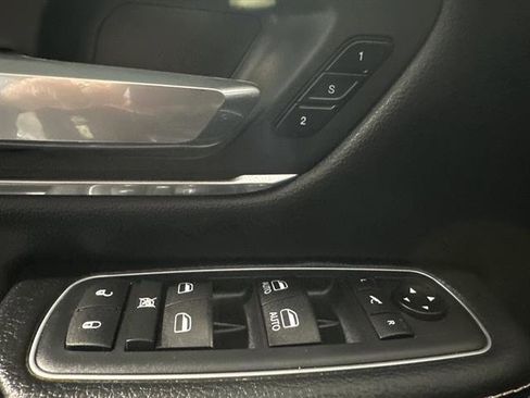 Used 2020 RAM 1500 Laramie image 35