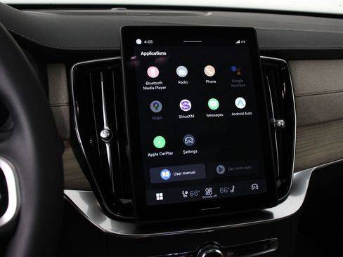 New 2026 Volvo XC90 T8 Plus w/ Protection Package Premier image 6