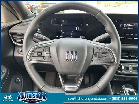 Used 2025 Buick Envista Sport Touring w/ Convenience I Package image 15