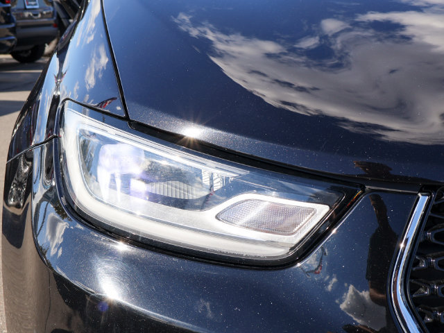 Used 2024 Chrysler Pacifica Limited FWD image 3