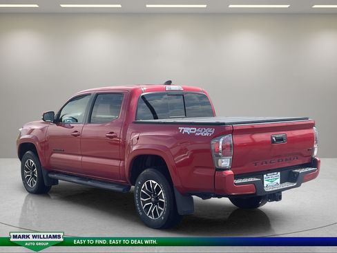 Used 2022 Toyota Tacoma TRD Sport w/ Black Out Package (TMS) AWD/4WD image 6