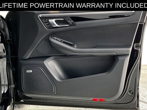 Used 2024 Porsche Macan S AWD/4WD image 24