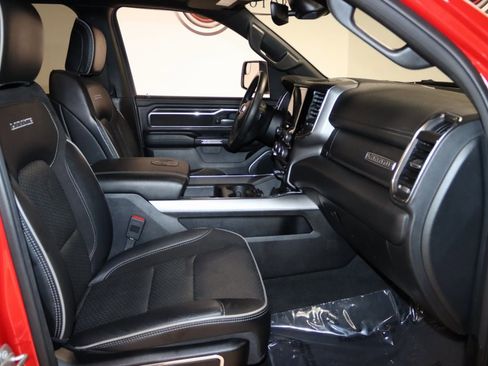 Used 2024 RAM 1500 Laramie image 60