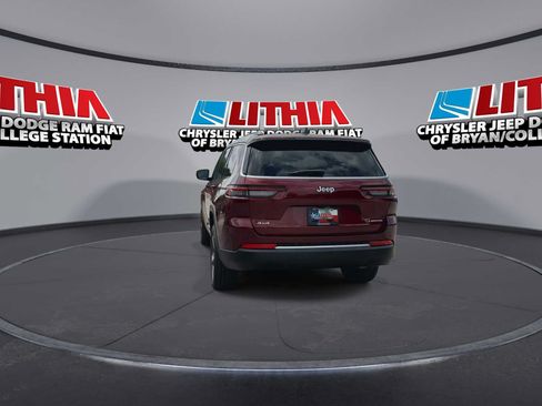 New 2026 Jeep Grand Cherokee L Limited AWD/4WD image 7