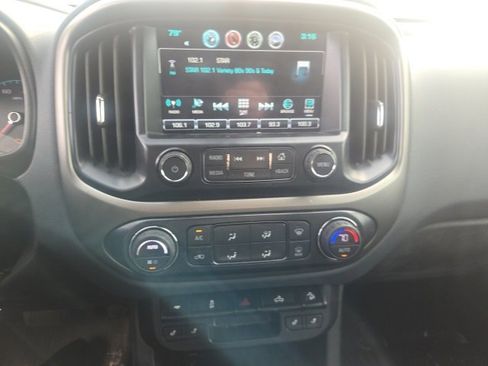 Used 2016 Chevrolet Colorado Z71 image 11