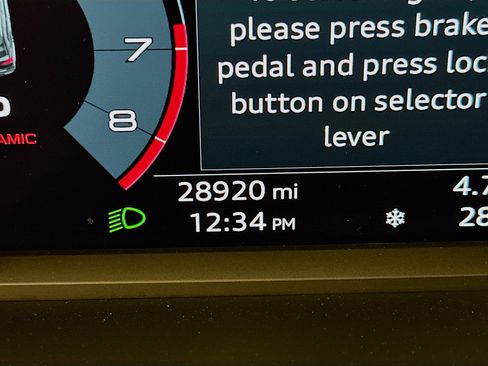 Used 2025 Audi Q3 2.0T Premium image 19