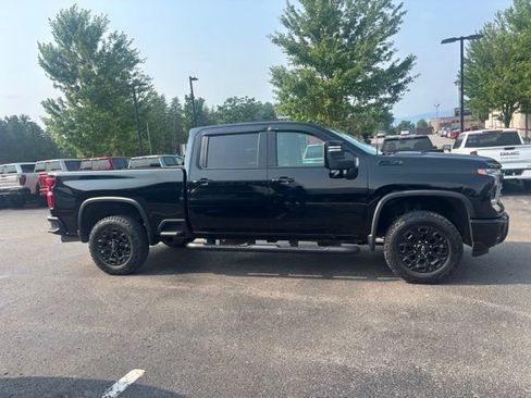 Used 2024 Chevrolet Silverado 2500 LTZ w/ LTZ Plus Package AWD/4WD image 5
