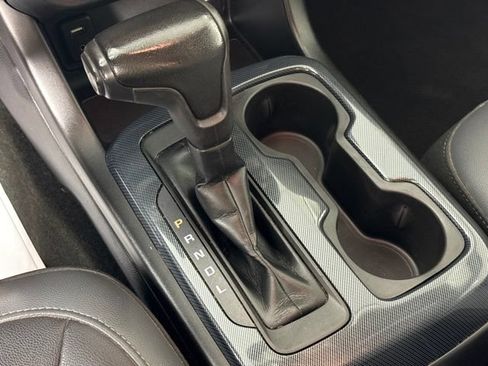 Used 2017 Chevrolet Colorado Z71 AWD/4WD image 23