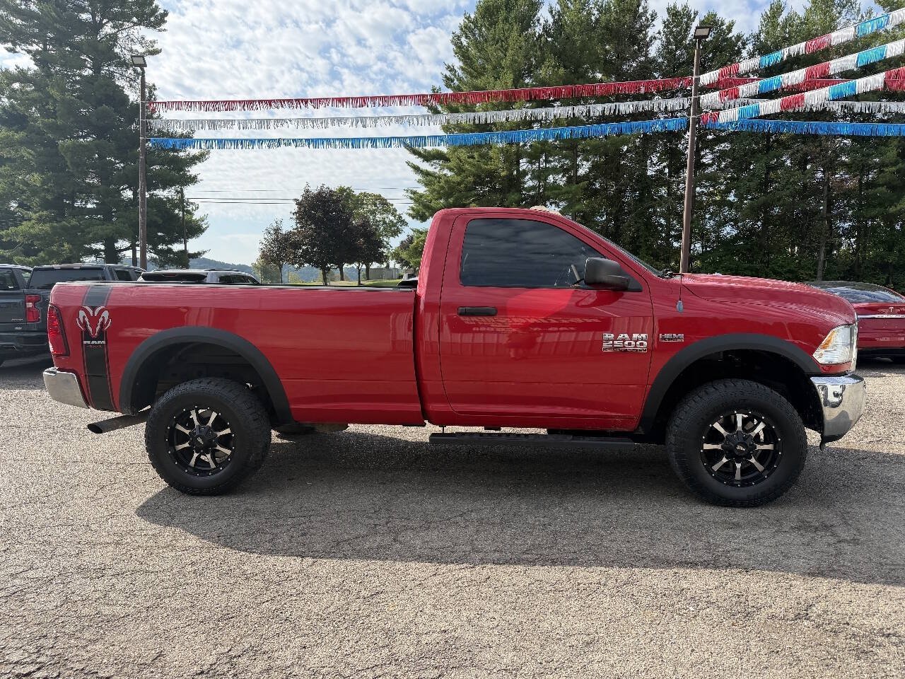 Used 2014 RAM 2500 Tradesman w/ Chrome Appearance Group AWD/4WD image 4