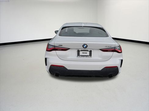 Used 2022 BMW 430i xDrive Coupe w/ M Sport Package image 4