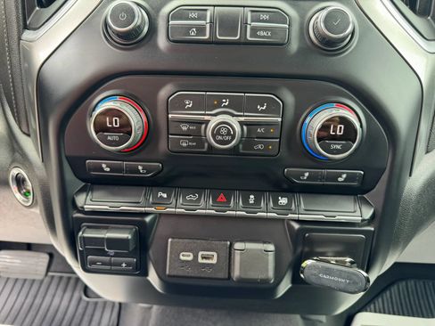 Used 2020 Chevrolet Silverado 2500 LT w/ All Star Edition AWD/4WD image 35