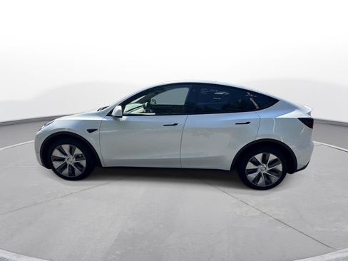 Used 2023 Tesla Model Y Long Range AWD/4WD image 9