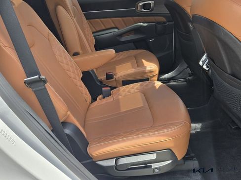 Certified 2023 Kia Sorento SX Prestige image 20