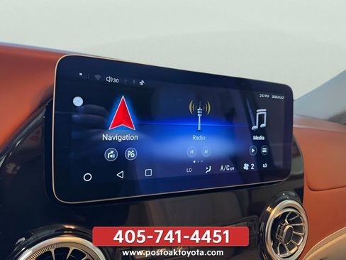 Used 2020 Mercedes-Benz Metris Passenger image 17