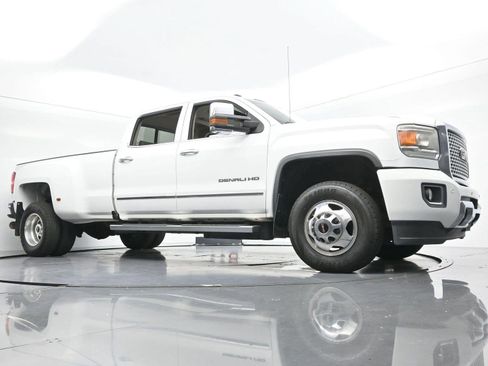 Used 2016 GMC Sierra 3500 Denali w/ Duramax Plus Package AWD/4WD image 46
