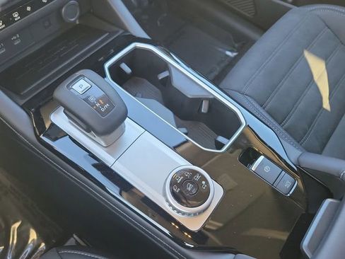 New 2026 Mitsubishi Outlander SE FWD image 33