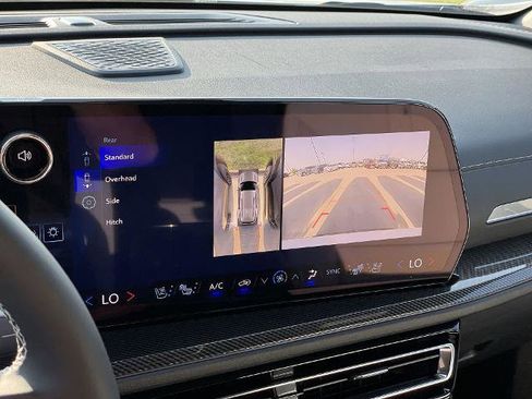 New 2026 Chevrolet Traverse High Country image 58