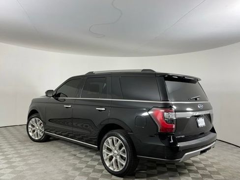 Used 2019 Ford Expedition Limited w/ Equipment Group 302A AWD/4WD image 8