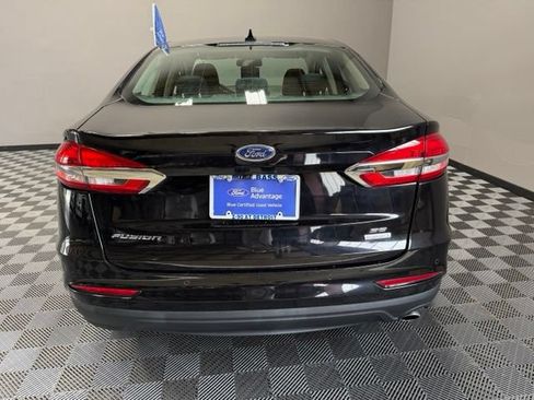 Used 2020 Ford Fusion SE FWD image 11