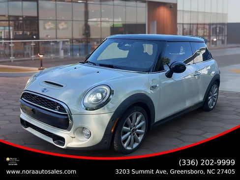 Used 2015 MINI Cooper S FWD image 1