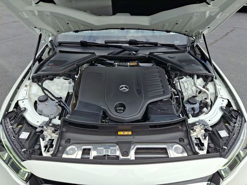 Used 2025 Mercedes-Benz E 450 4MATIC Sedan image 27