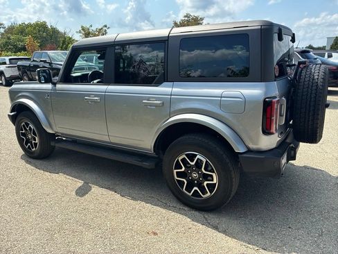 Used 2024 Ford Bronco Outer Banks AWD/4WD image 4