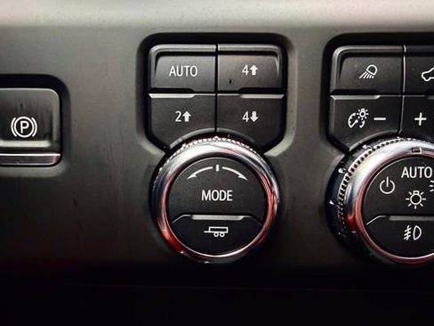 Used 2024 GMC Sierra 2500 Denali Ultimate AWD/4WD image 28