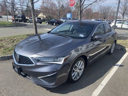 Used 2020 Acura ILX image 3