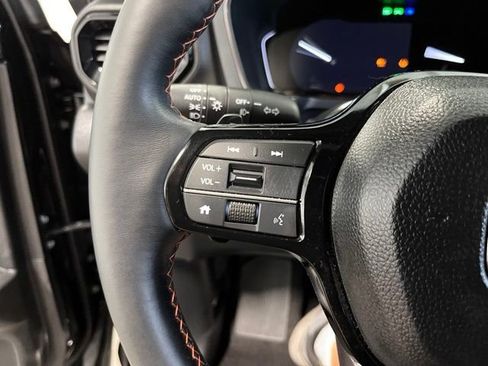 Used 2023 Honda Pilot TrailSport image 25
