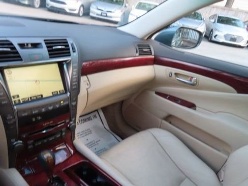 Used 2008 Lexus LS 460 image 24