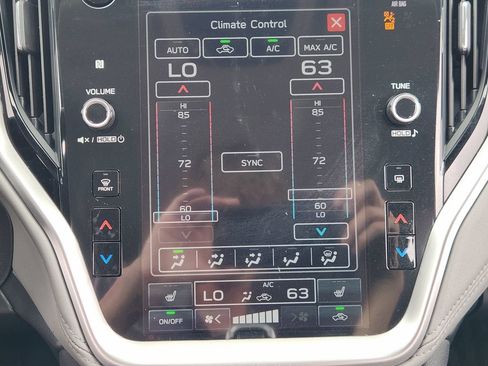 Certified 2024 Subaru Outback Premium AWD/4WD image 17